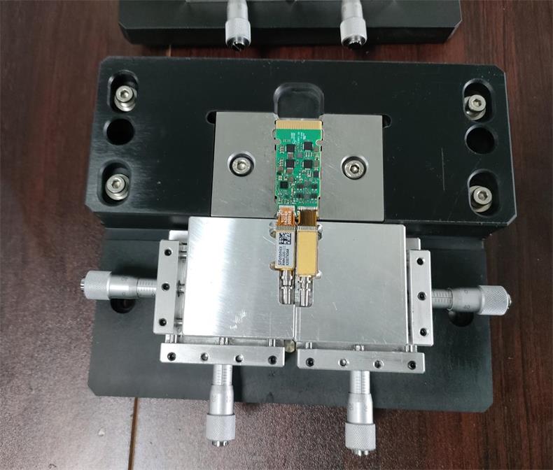 光模块器件哈巴焊机_高速线束脉冲式热压焊接机